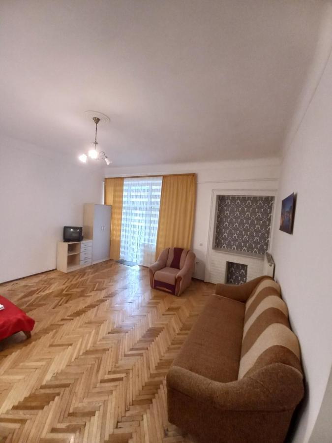 Apartament Of Center Lviv Appartamento Esterno foto
